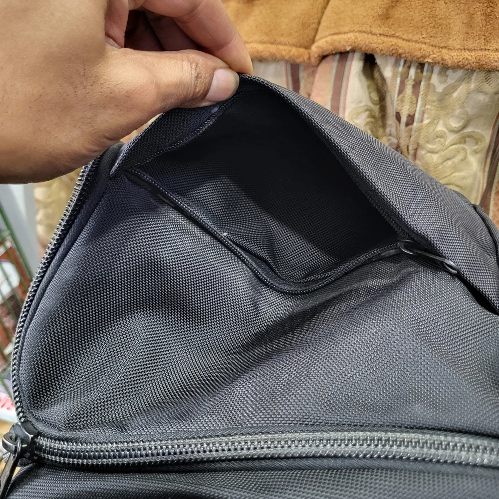 BRENTHAVEN Used Business Travel Carry-On Bag Soft Shell Nylon Briefcase USA
